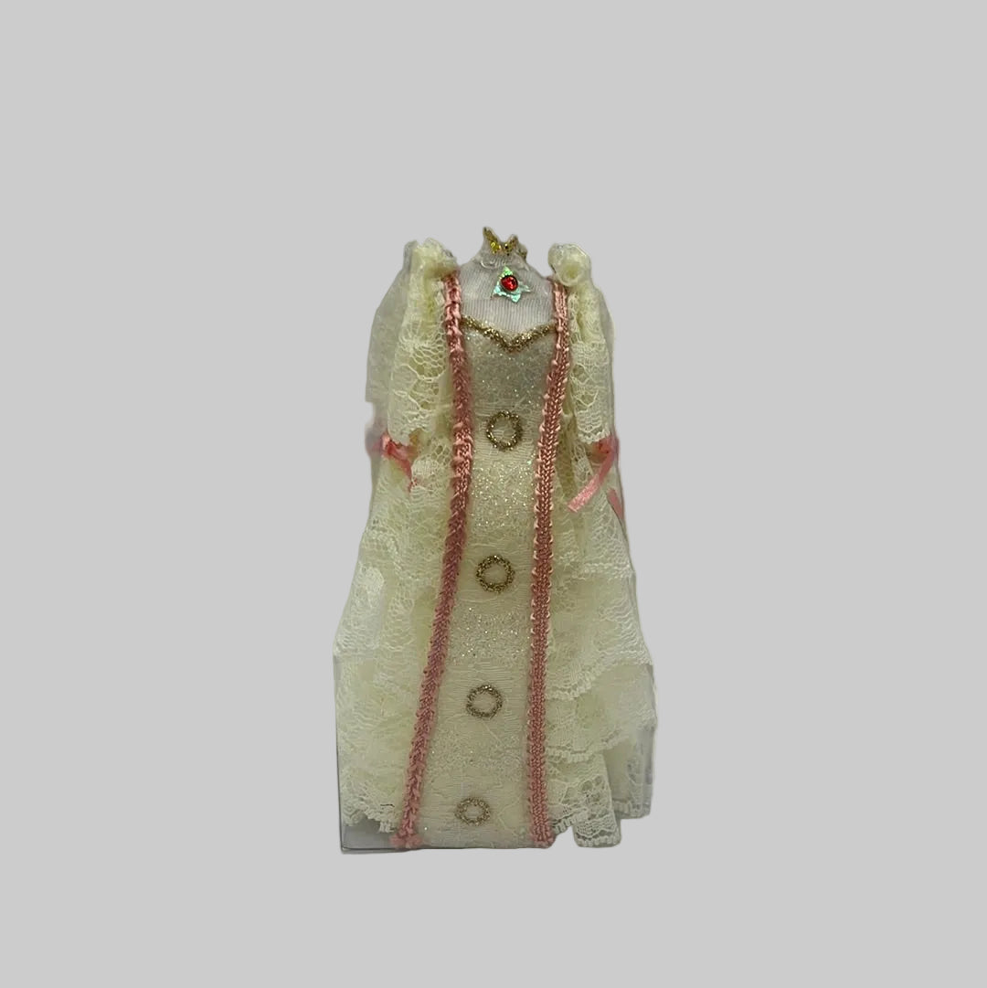 Dolls house Wedding dress bridal mannequin