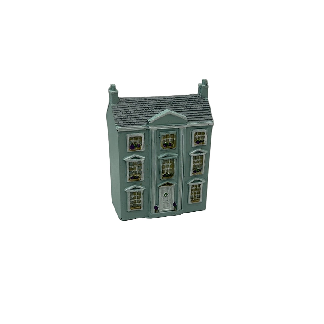 Resin toy classical dolls house