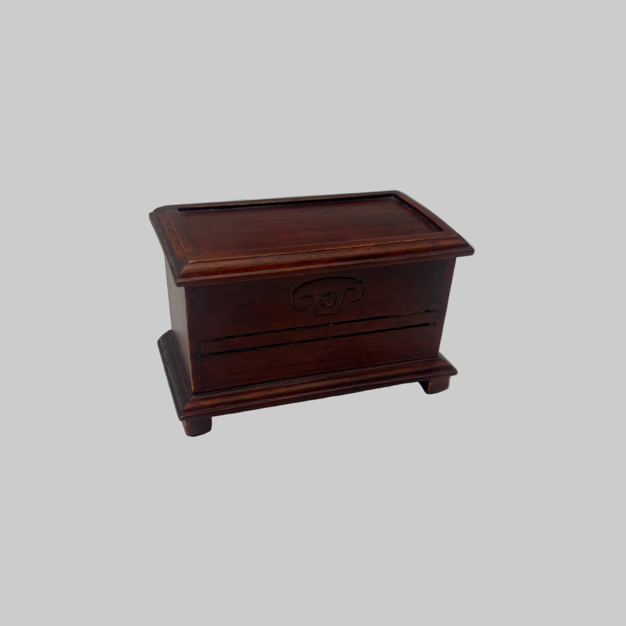 dolls house storage chest