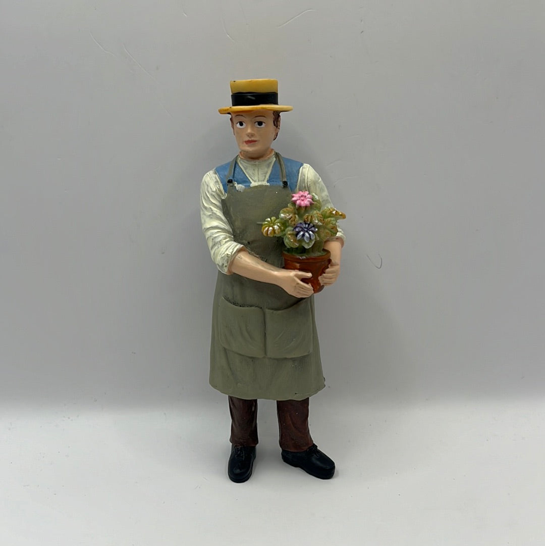 DP290 - Resin gardener or florist