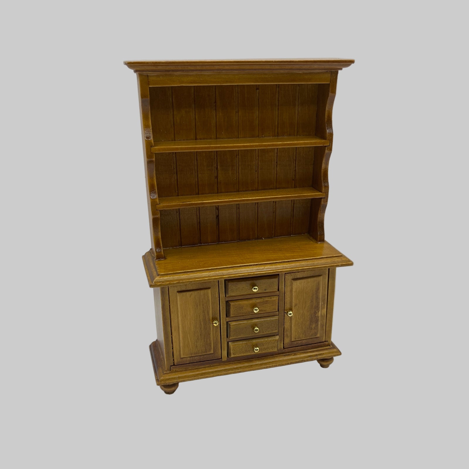 KIT087 - Kitchen dresser