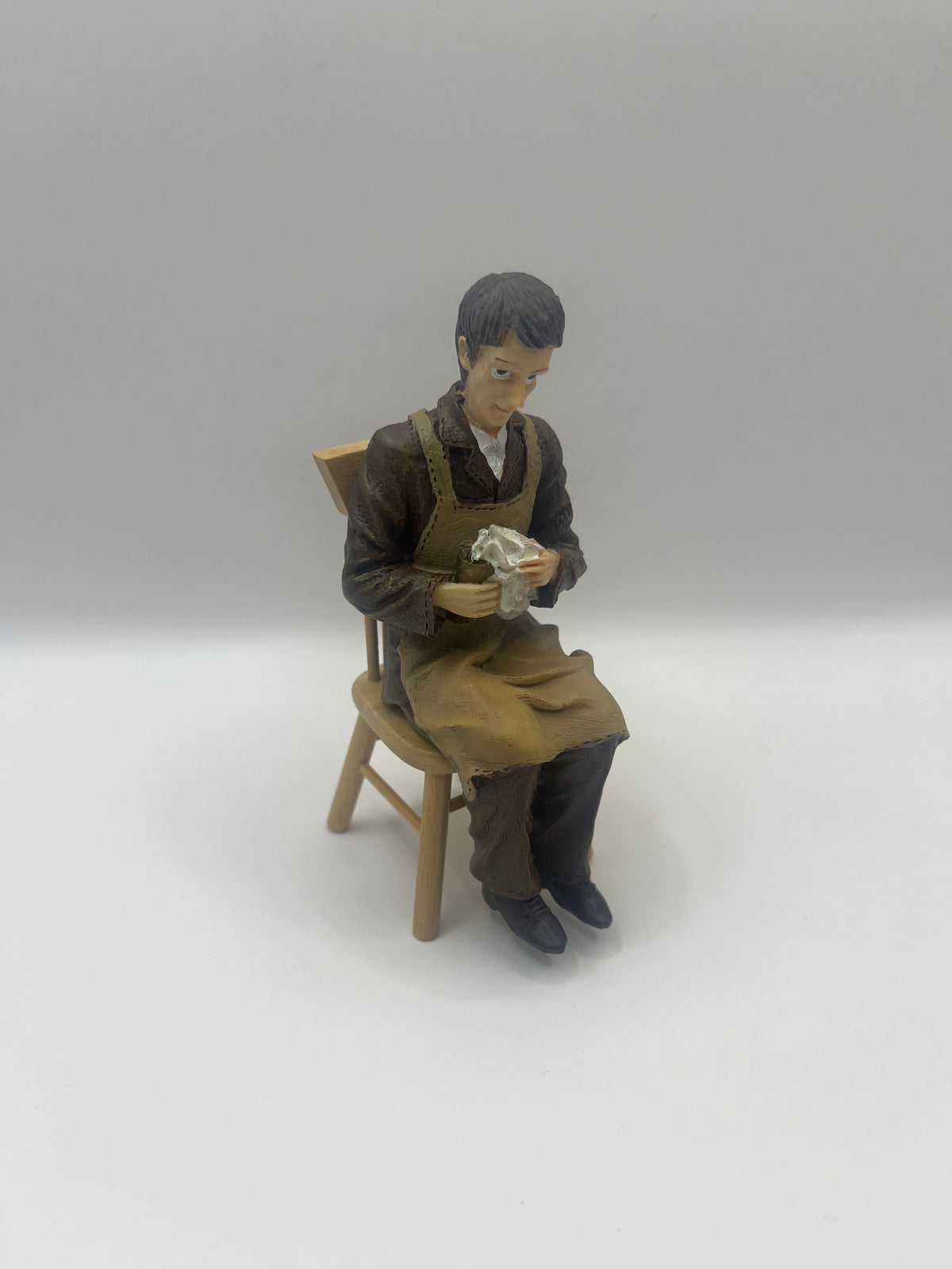 DP309 - Resin butler polishing