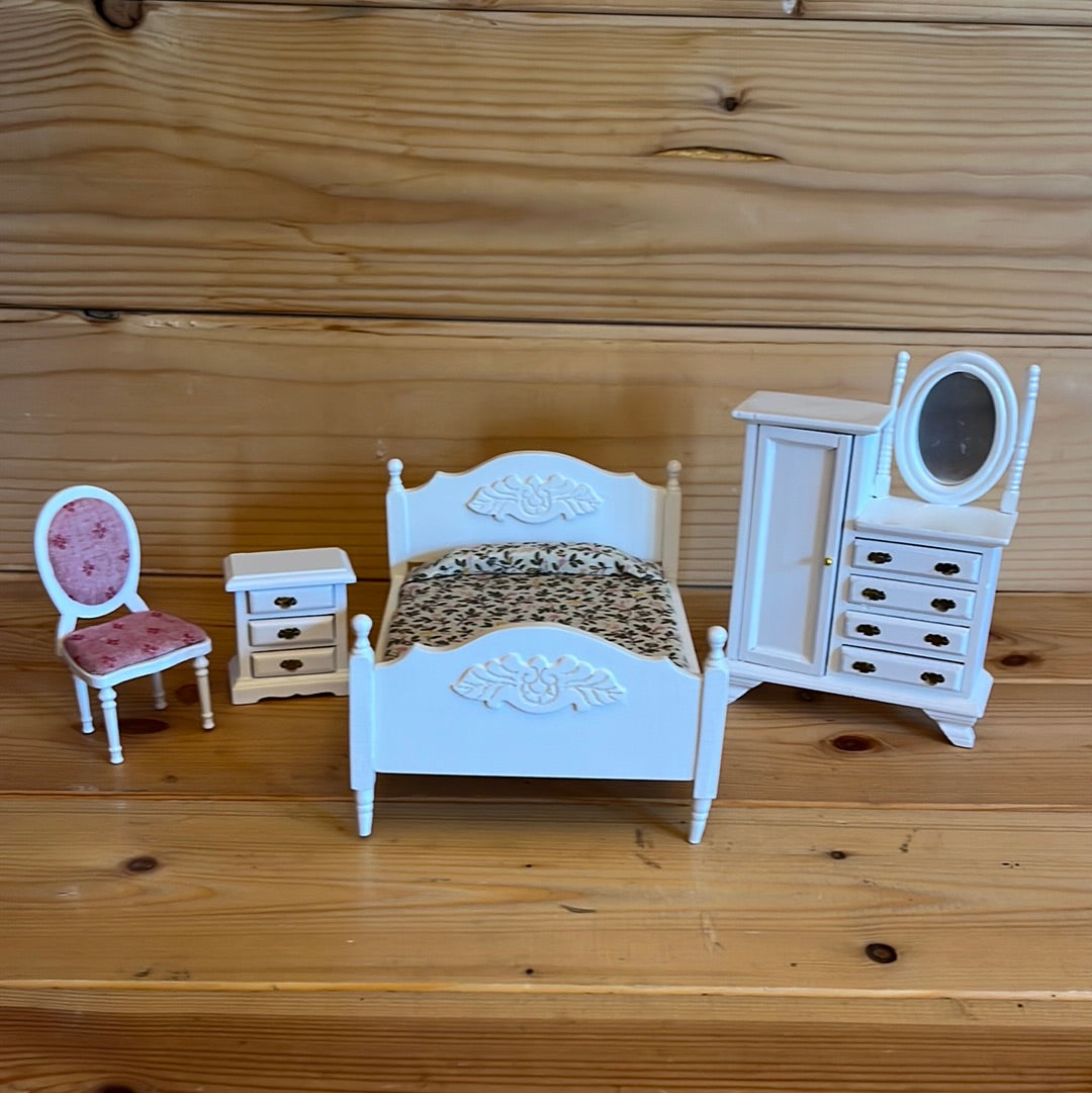 DF1537 - White bedroom set