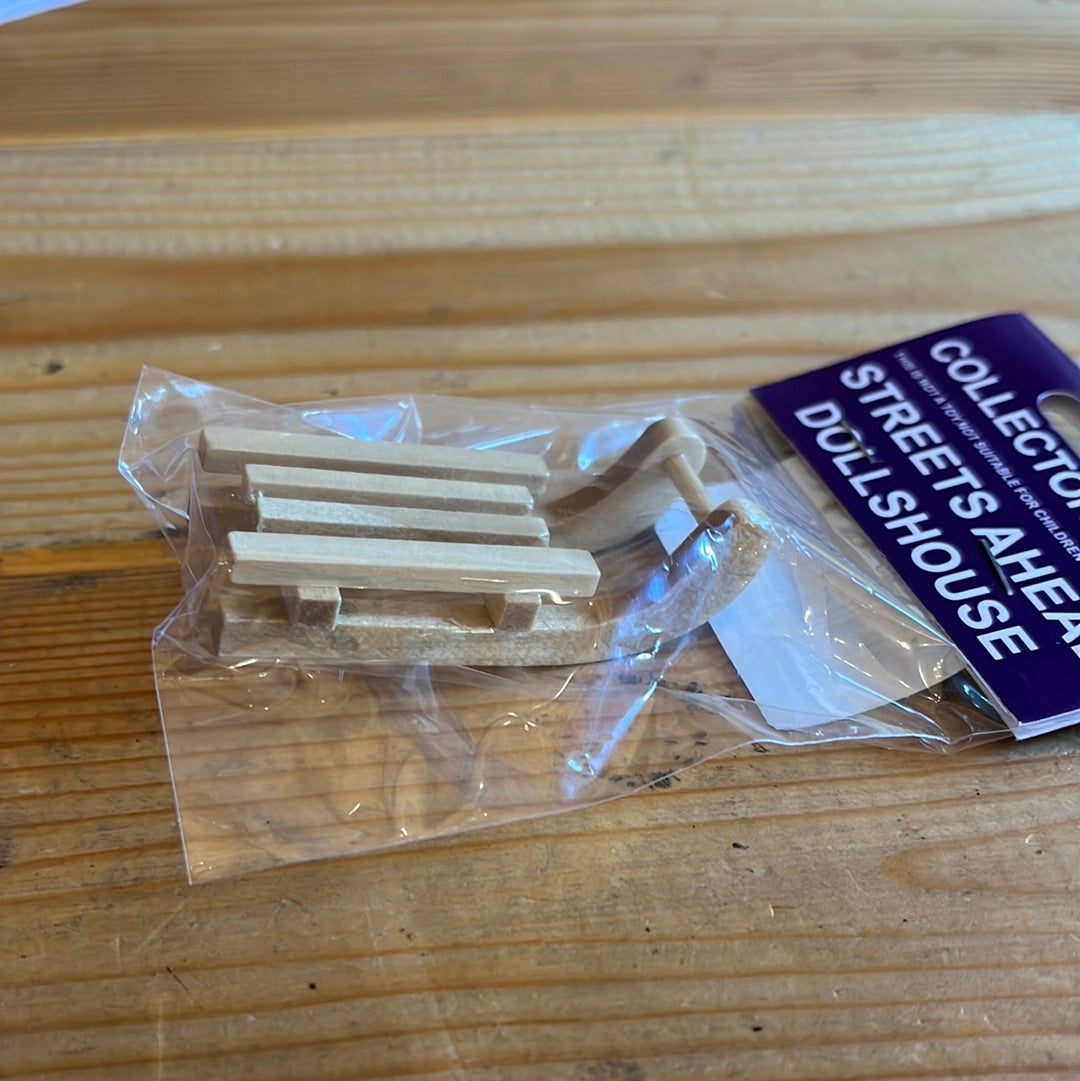 D1248 - Wooden sledge