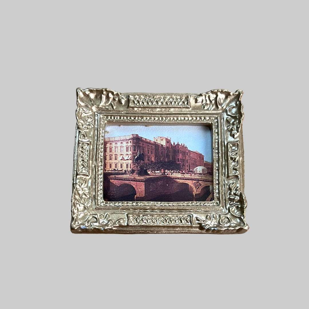 ACC222 - Framed painting