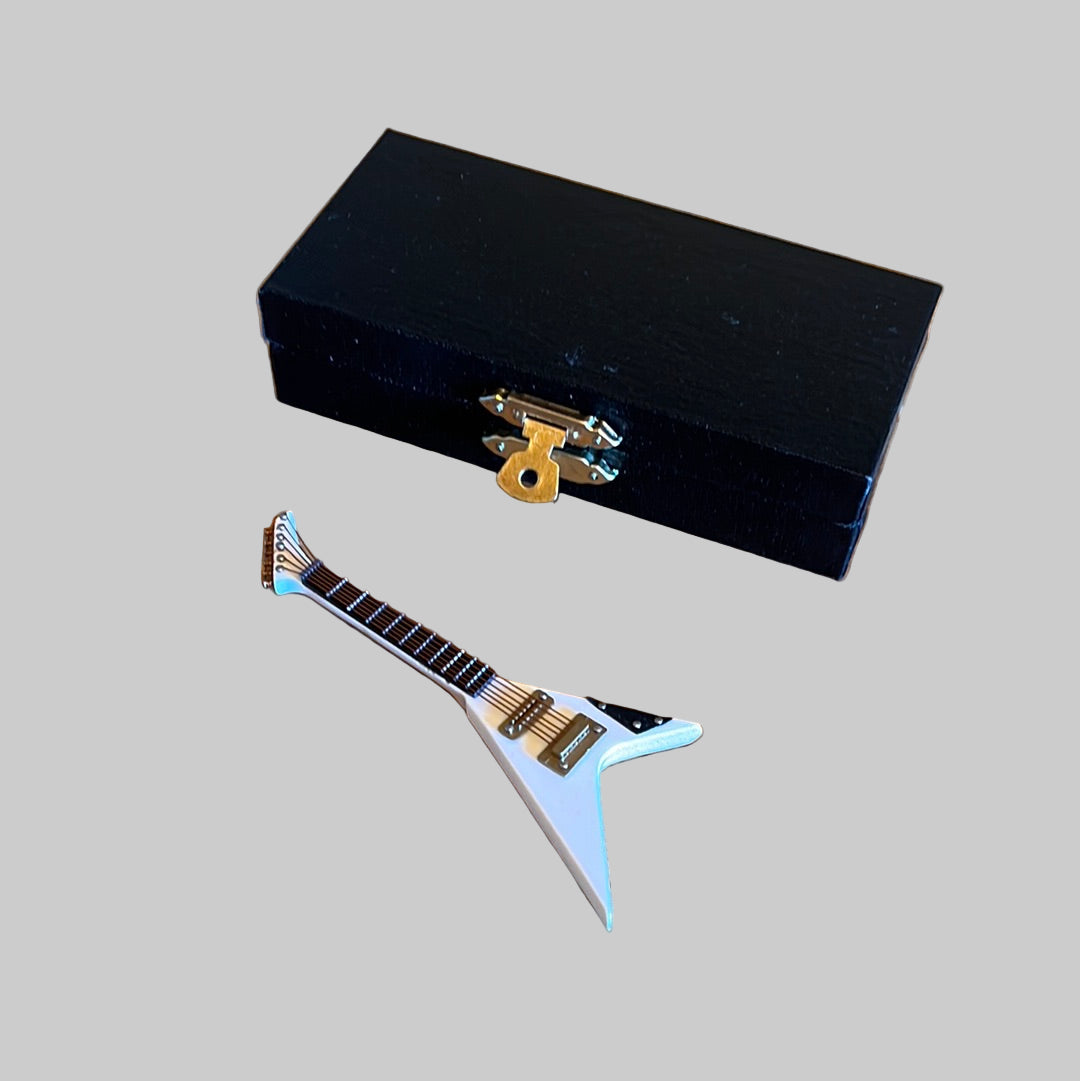 9/550 - White Jackson Electric guitar