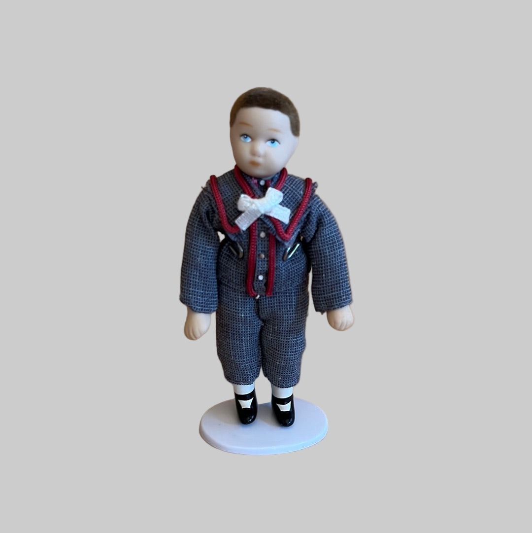 DOL063 - Boy in sailor style outfit