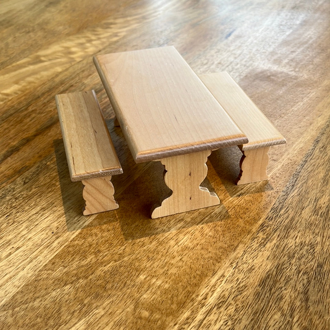 DF293P - Pine table and benches
